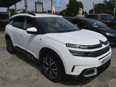 Used Citroën C5 Shine 2021 White Hatchback