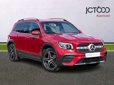 Mercedes GLB220