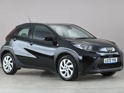 Used Toyota Aygo X PURE 72 HP (52 kW) 2022 Black SUV