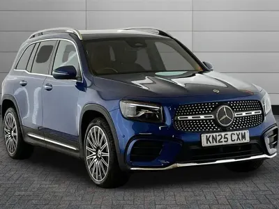 Begagnad Mercedes GLB220 AMG Line Premium 190 HK (139 kW) 2025 Blå SUV