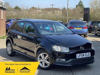 Begagnad VW Polo Match 2017 Svart Halvkombi