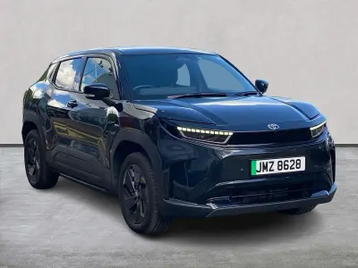 New Toyota Urban Cruiser Design 127 kW (174 HP) 2026 Black SUV