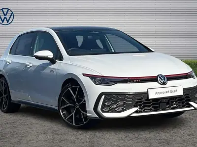 Used VW Golf VIII GTI 265 HP (194 kW) 2025 White Hatchback