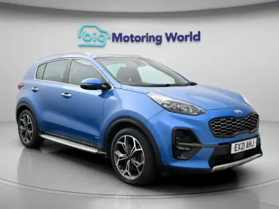 Usado Kia Sportage GT-Line S 136 HP (100 kW) 2021 Azul SUV