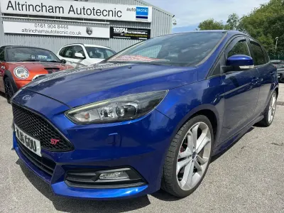 Used Ford Focus ST 185 HP (136 kW) 2016 Blue Hatchback