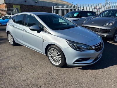 Used Vauxhall Astra Elite 136 HP (100 kW) 2016 Silver Hatchback