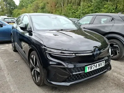 Used Renault Megane E-Tech Komfort 159 kW (217 HP) 2024 Black Hatchback