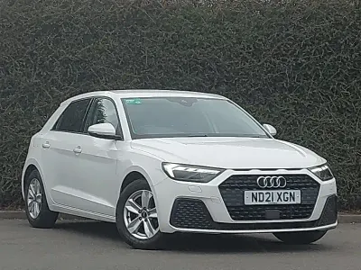 Usado Audi A1 Design 95 HP (69 kW) 2021 Branco SUV