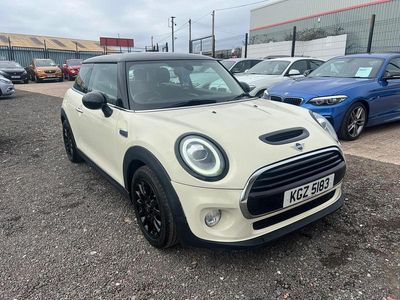Used Mini Cooper Hatch 2018 White Hatchback