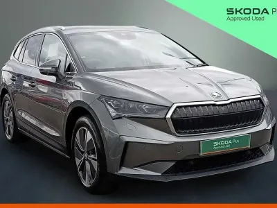 Usado Skoda Enyaq iV 210 kW (286 CV) 2025 Gris SUV