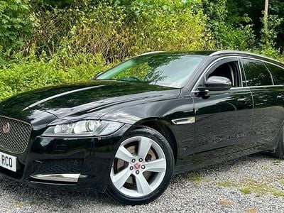 Used Jaguar XF Sportbrake Portfolio 240 HP (176 kW) 2019 Estate