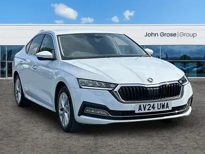 Used Skoda Octavia SE L 2024 White Hatchback