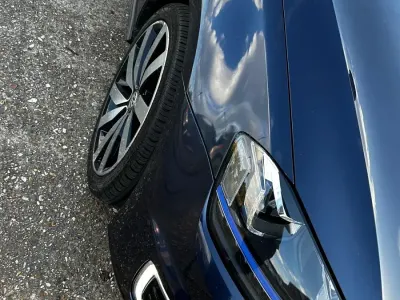 Second-hand VW Golf VII GTE 204 CP (150 kW) 2016 Albastru Hatchback