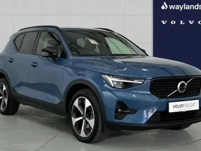 Used Volvo XC40 Plus 161 HP (118 kW) 2024 Blue SUV
