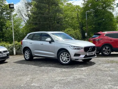 Usado Volvo XC60 Momentum 2019 Prateado SUV