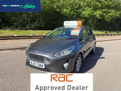 Begagnad Ford Fiesta Zetec 100 HK (73 kW) 2017 Grå Halvkombi