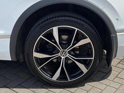 Used VW Tiguan Allspace R-line 150 HP (110 kW) 2022 White SUV