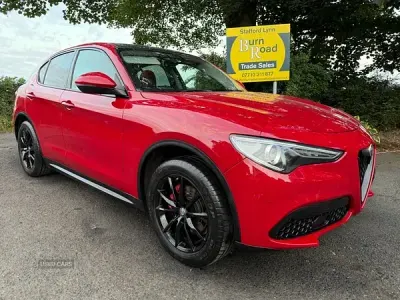 Used Alfa Romeo Stelvio Edizione Speciale 280 HP (205 kW) 2018 Red SUV
