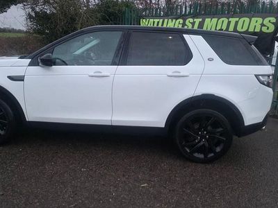 White Used 2015 Land Rover Discovery Sport SE SUV | £7,299 (Fair price)