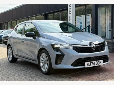 Used Renault Clio Evolution 143 HP (105 kW) 2025 Hatchback