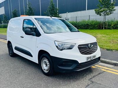 White Used 2019 Vauxhall Combo Edition MPV | £5,990 (Fair price)