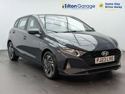 Used Hyundai i20 SE 100 HP (73 kW) 2023 Grey Hatchback