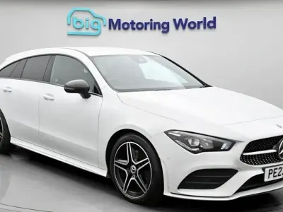 Usado Mercedes CLA200 Shooting Brake Executive 163 HP (119 kW) 2022 Carrinha