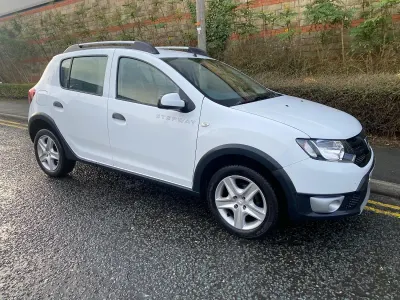 Used Dacia Sandero Ambiance 90 HP (66 kW) 2015 White Hatchback