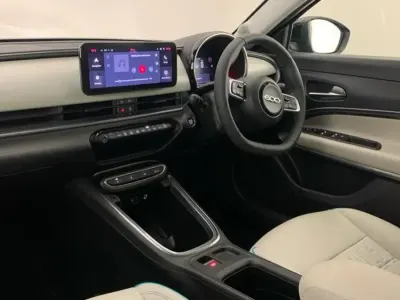 Used Fiat 600 La Prima 134 HP (98 kW) 2025 Green SUV