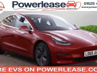 Usado Tesla Model 3 Performance 461 kW (627 HP) 2019 Vermelho Sedan