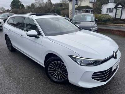 Used VW Passat Elegance 204 HP (150 kW) 2025 White Estate