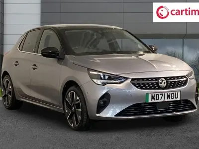 Usado Vauxhall Corsa-e Elite 100 kW (136 HP) 2022 Cinzento Citadino