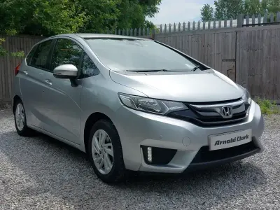 Used Honda Jazz SE 102 HP (75 kW) 2017 Silver Hatchback