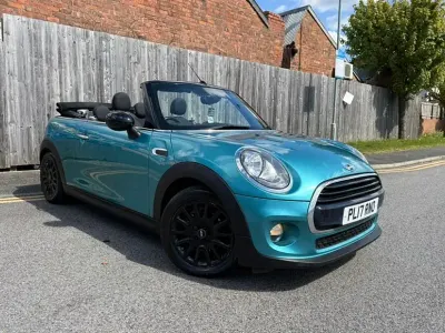 Begagnad Mini Cooper 2017 Halvkombi