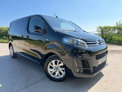 Używany Citroën Dispatch 145 KM (106 kW) 2022 Czarny Minivan