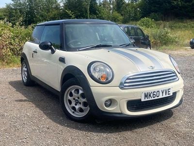 White Used 2010 Mini Cooper Hatch Hatchback | £1,350