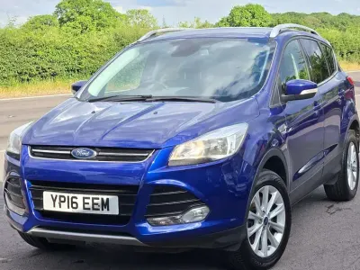 Used Ford Kuga Titanium 150 HP (110 kW) 2016 Blue SUV
