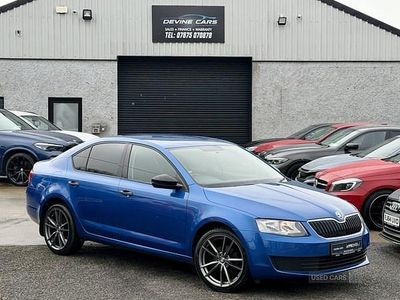 Begagnad Skoda Octavia 110 HK (80 kW) 2015 Blå Halvkombi