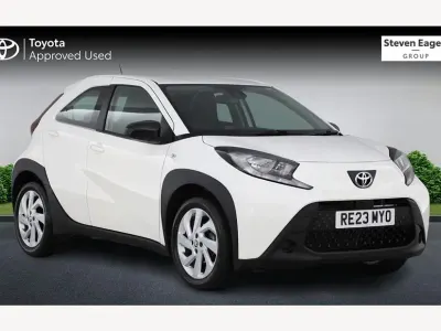 Used Toyota Aygo X PURE 72 HP (52 kW) 2023 White SUV