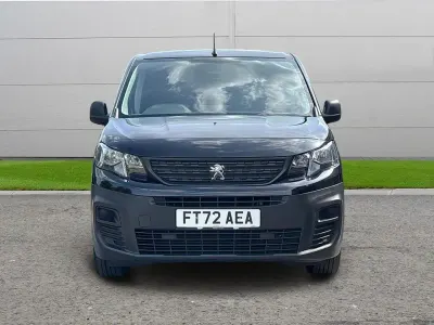 Used Peugeot Partner Premium 102 HP (75 kW) 2022 Black MPV