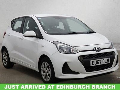 Used Hyundai i10 SE 87 HP (63 kW) 2017 White Hatchback