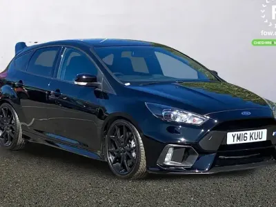 Usado Ford Focus RS 350 HP (257 kW) 2016 Preto Citadino
