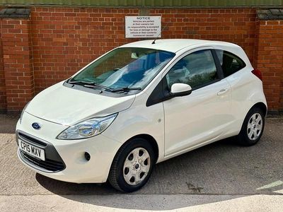 Used Ford Ka S 69 HP (50 kW) 2015 White Hatchback