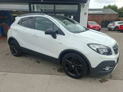 Used Vauxhall Mokka Edition 140 HP (102 kW) 2015 White SUV