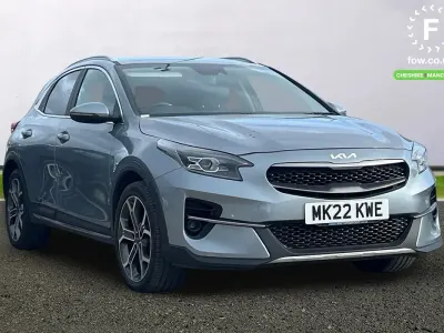 Usado Kia XCeed 2022 Prateado SUV