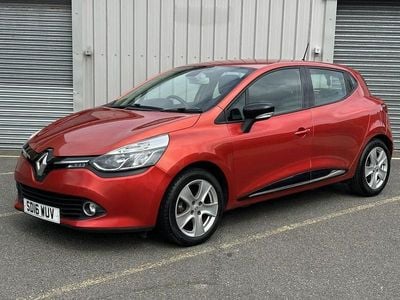 Red Used 2016 Renault Clio IV Dynamique Hatchback | £4,900 (Good price)