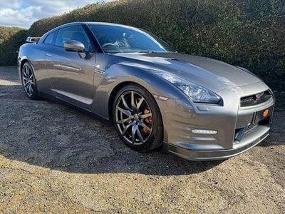 Used Nissan GT-R Premium Edition 550 HP (404 kW) 2013 Grey Coupe