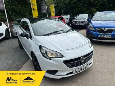 Used Vauxhall Corsa Edition 75 HP (55 kW) 2018 White Hatchback