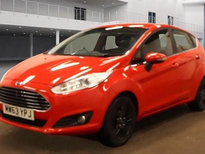 Red Used 2014 Ford Fiesta Zetec Hatchback | £6,495 (Good price)