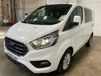 Käytetty Ford Transit Custom Limited 130 HP (95 kW) 2022 Valkoinen Van